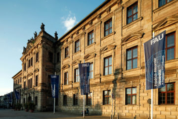 Zur Seite: Curriculum
