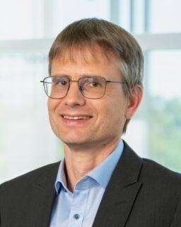 Towards entry "ASC Professor Meinard Müller was named #FAUInnovator 2023 in the “Research” category"